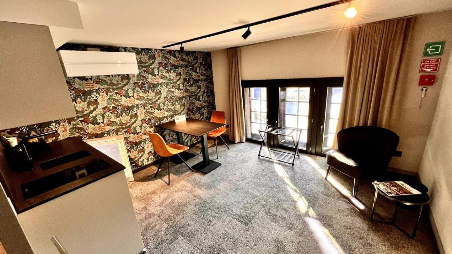Casa Espanola Ath Exteriér fotografie