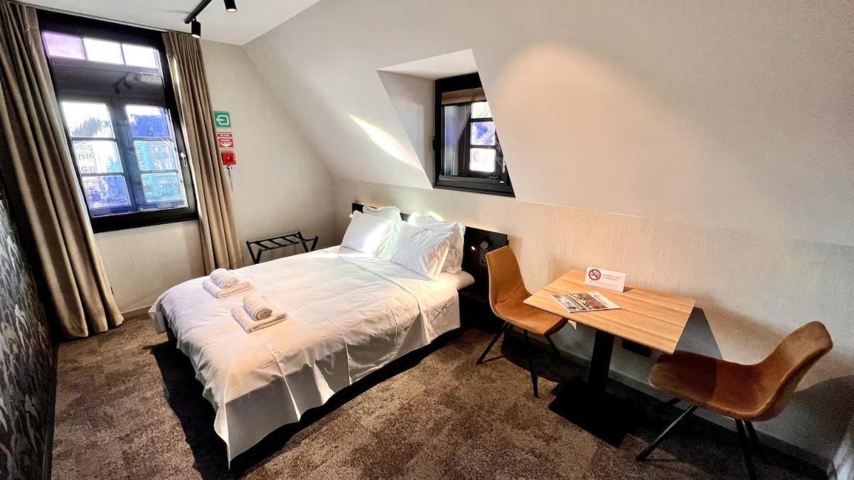 Casa Espanola Ath Exteriér fotografie